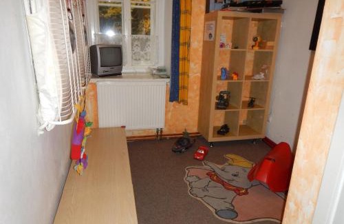 Cerny Dul House | Myslivna