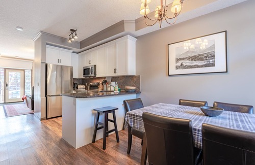 Canmore Ski Chalet | Mystic Springs Chalets - year round pool, hot tub, AC