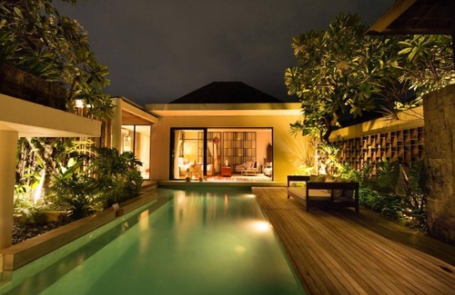 Batubelig Villa | Mystique One-Bedroom Villa with Private Pool, 2 minutes drive from to the beach