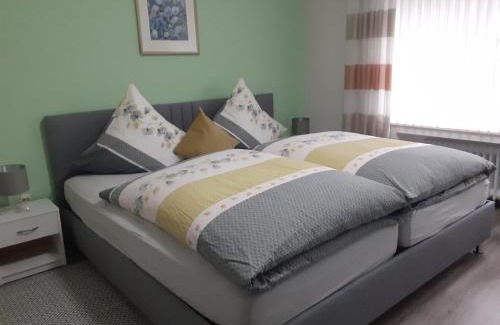 Quiddelbach House | Nähe Nürburgring in Quiddelbach, Gästezimmer mit Lounge