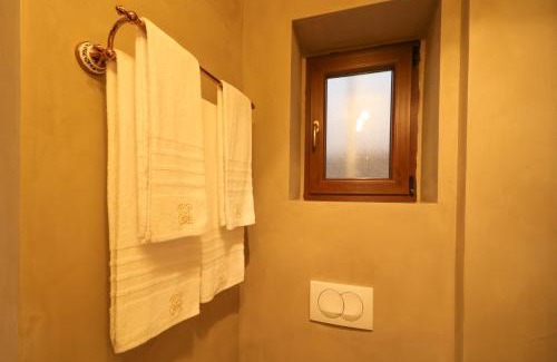Korce House | Në Kroi