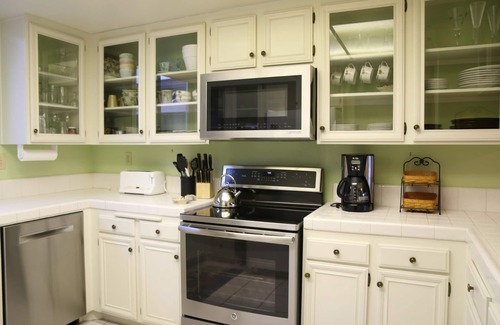 Rancho Mirage Condo | n 2 BR, 2 Bath Rancho Las Palmas Golfer's Getaway!