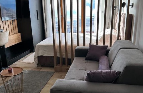 Lisina Apartment | N Lux 81 - Milmari Resort