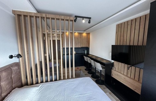 Lisina Apartment | N Lux 81 - Milmari Resort