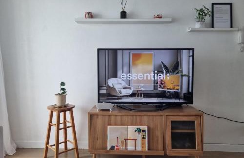 Pyeongtaek Apartment | N-Stay#CozySpace#Pyeongtaek Station#Bus Terminal#K6 Humphreys#Samsung