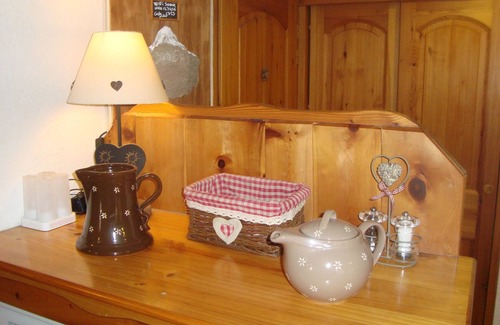 Val-d'Isere Apartment | N4 superb apartment 48m² SouthEast 4* slope foot 4 Person