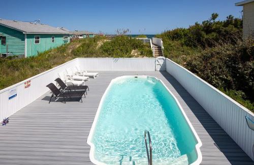 South Nags Head House | Nags Head Oceanfront Private Beach Access & Pool