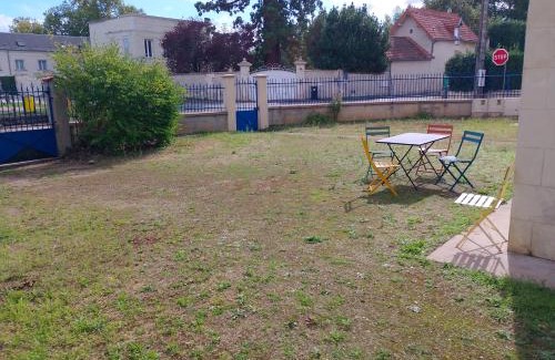 Moussais-la-Bataille Apartment | Namasté 'Au vieux Poitiers' 1 rue Pierre Semard 86530