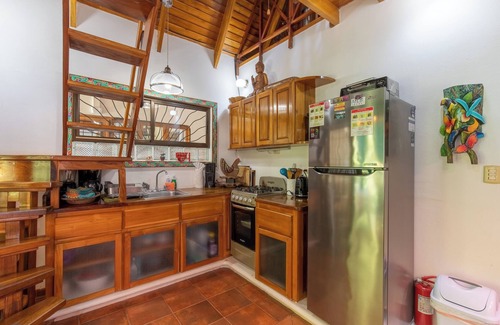 Nosara House | Namaste Beach Bungalow 1 BDR+Loft - 4 Min Walk to Beach