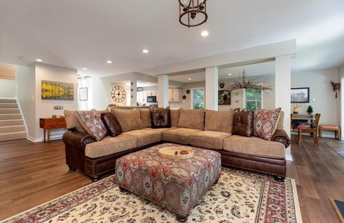 Nellysford House | Nancy's Edelweiss with Wintergreen Advantage