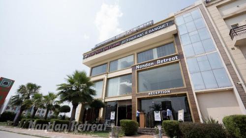 Vrindavan Hotel | Nandan Retreat 4-Star Hotel & Luxury Villas Near Prem Mandir, Vrindavan