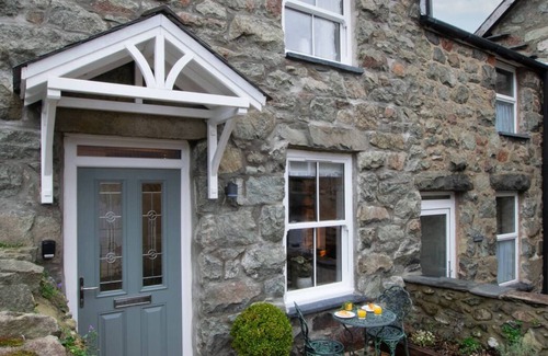 Dolgellau House | Nant y Bryn in the beautiful Dolgellau