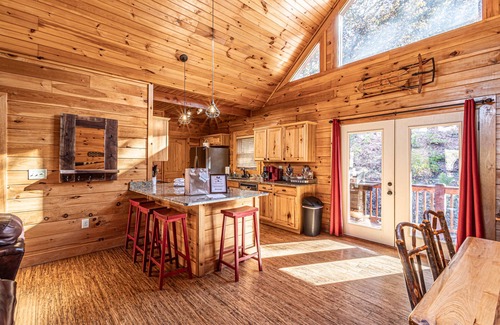 Bryson City Cabin | Nantahala Nights, sleeps 9, hot tub, arcade games, with Smoky Mnt Views!