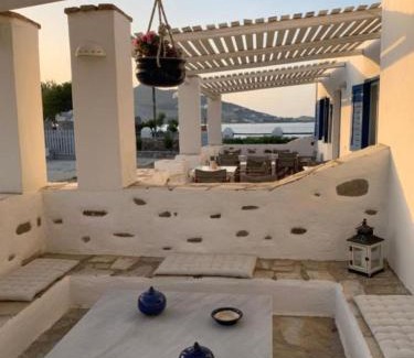 Naousa Hotel | Naoussa Hotel Paros by Booking Kottas