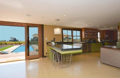 Napa House | Napa Valley Wine Country Retreat surrounded by Vineyards & Salt Water Pool