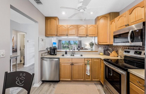 Naples Condo | Naples Royal Wood Golf & Country Club Condo