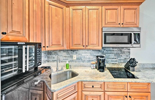 Naples Apartment | Naples Studio Near Everglades w/Marina!