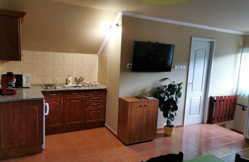 Kistolmacs Apartment | Napsugár Apartman