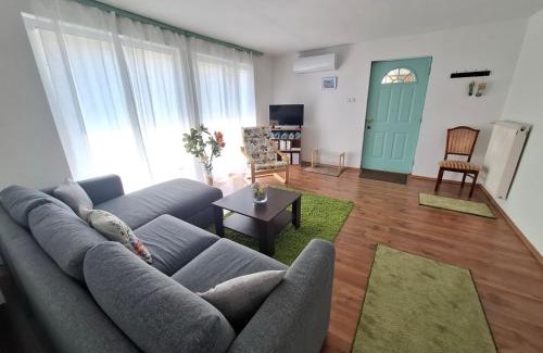 Balatonakarattya Apartment | Napvirág - Közel mindenhez