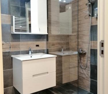 City Center Apartment | NAR Royalton Accommodation