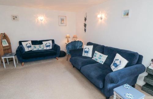 Scarborough House | Narnia Cottage