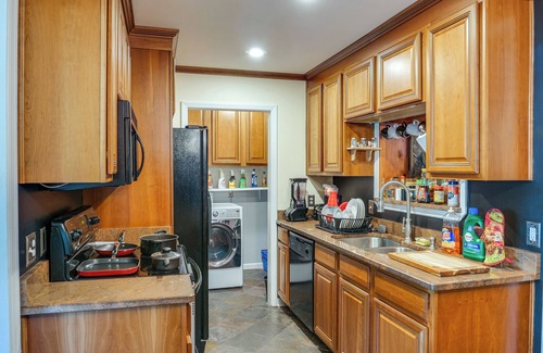 Locustwood House | Nashville Getaway w/Gazebo, 11 Mi to Downtown!