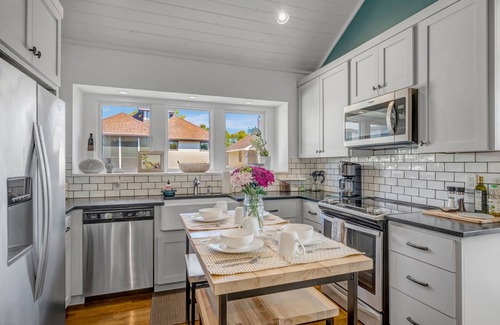 12 South House | Nashville's Best Historic Neighborhood! Walk to Food & Shopping!