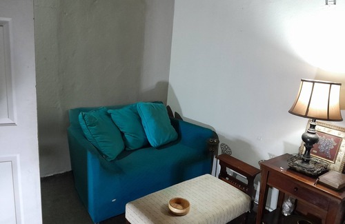 Nassau Bed & Breakfast | Nassau Bed n Breakfast -5 mins to beach & Down Town WiFi, AC