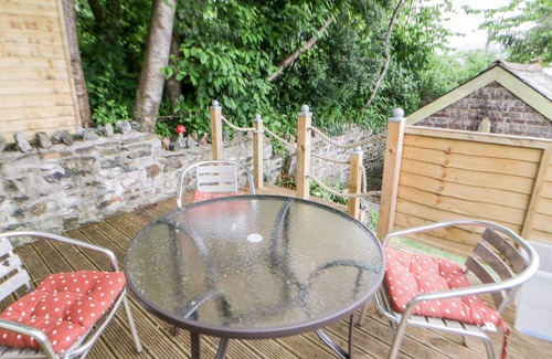Par Cottage | Nasturtium Cottage