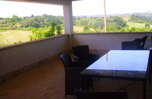 Montopoli di Sabina House | Nature and music in the Sabine countryside
