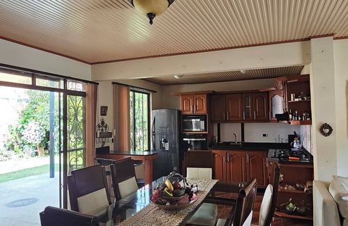 La Estrella House | Nature Escape: Near Hot Springs and Waterfalls