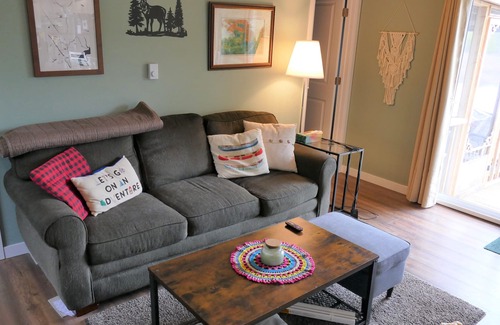 Faraday Cottage | Nature Lovers! Privacy! Great Fishing!