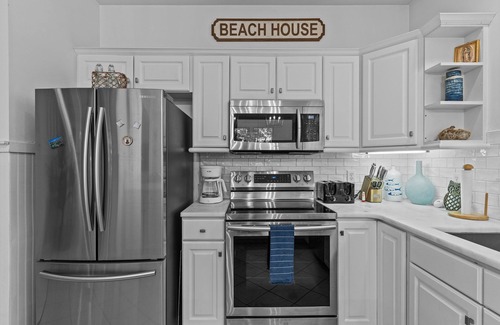 Bald Head Island House | Nature Lovers Dream Home Light & Bright Nestled in the Live Oaks Both Clubs