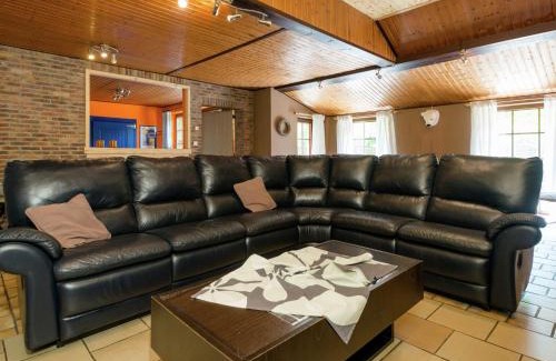 Walk House | Nature Retreat in Waimes