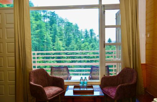 New Shimla Hotel | Nature Retreat new shimla #city centre #near to mall road #private parking #Balcony view