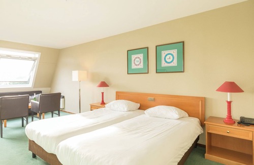 Hollum Hotel | Nature & Sea Getaway | Comfortable Stay with Free Parking & Indoor Pool