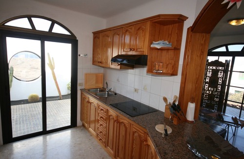 Charco del Palo Villa | Naturist dream vacation, in 1-family.- Comfort bungalow with private pool for 2-6 people.