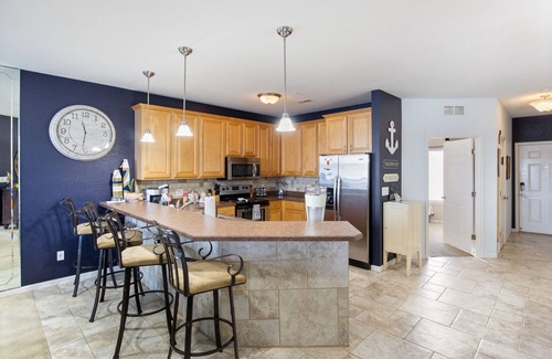 Osage Beach Condo | Nautical-Inspired Lakefront Unit w/Awesome Views