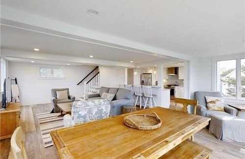 Ocean Park House | Nautical Point by Bayley Vacation Rentals
