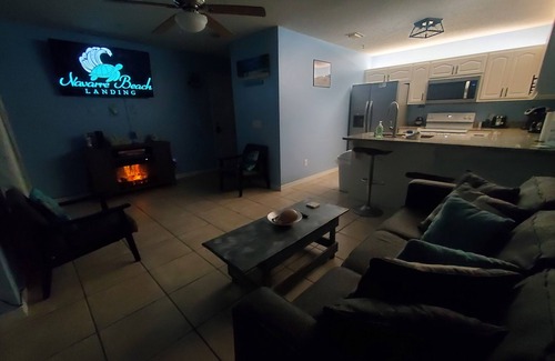 Navarre Beach Condo | Navarre Beach Landing - Beach Gear Included - Walk to Beach - Sunset Views