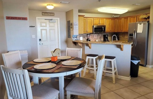 Fort Morgan Condo | Navy Cove Harbor Bay Escape