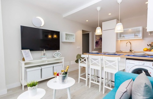 Playa del Ingles Apartment | Navy Style Friendly Holiday Home