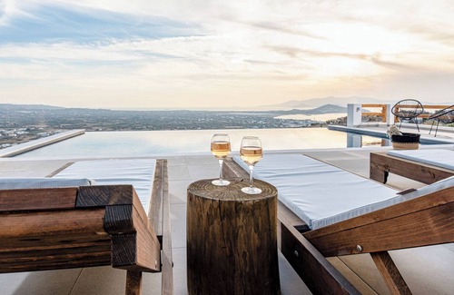 Naxos Town Villa | Naxos Skyline Villas