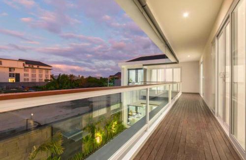 Dewi Sri Villa | Nayana 4 BR Private Pool Villa ZN222