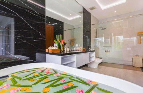 Dewi Sri Villa | Nayana 4 BR Private Pool Villa ZN222