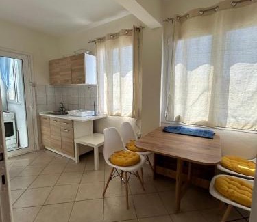 Nea Michaniona Apartment | Nea Michaniona Dona Apartman