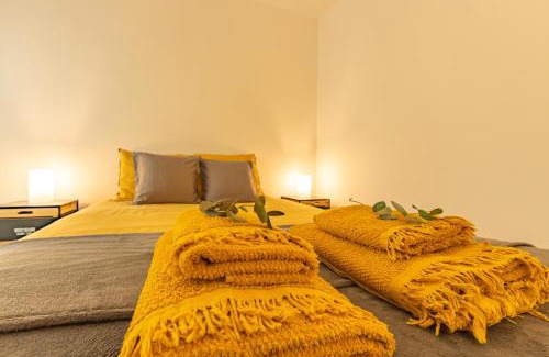 Tarifa Apartment | Near beach, cosy terrace, pool & fibre WIFI