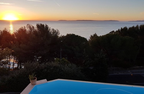 La Fossette House | Near beach villa 10p with pool le lavandou