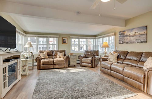 Hampton Cottage | Near Beaches & Waterfront Dining: Home in Hampton!