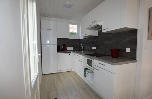 Claouey House | NEAR BEAUTIFUL BEACH HOUSE 3 BEDROOMS, 2 BATHROOMS